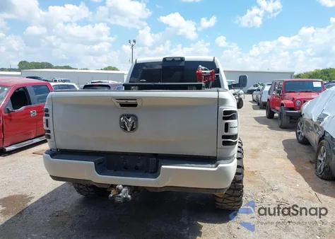 2020 Ram 2500 Laramie Longhorn 4X4 6'4 Box из США, поврежденный, VIN 3C6UR5PL2LG249475